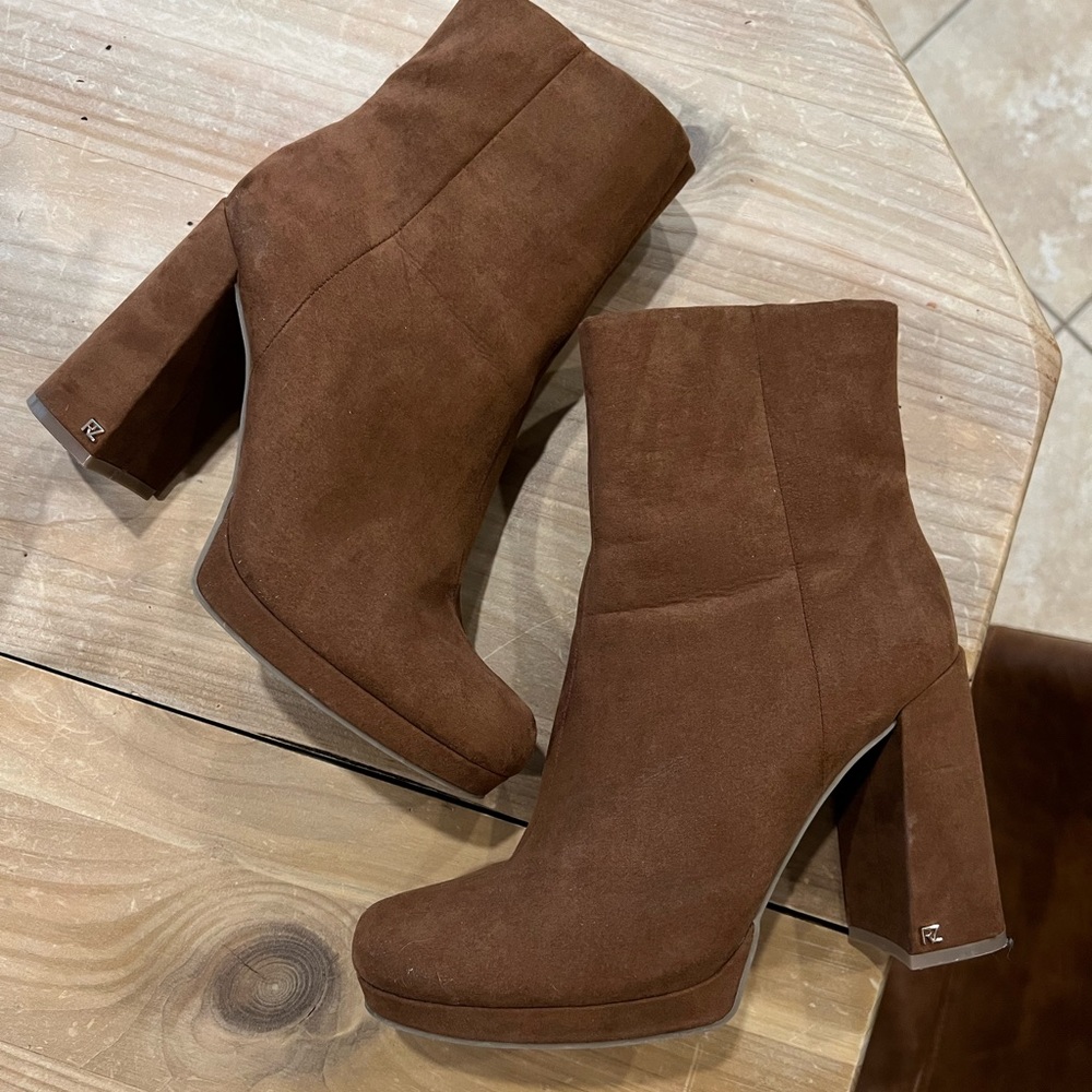 Rachel Zoe Camel Booties womens 8